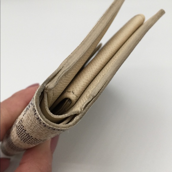 Authentic Louis Vuitton Marco Wallet - Picture 11 of 14